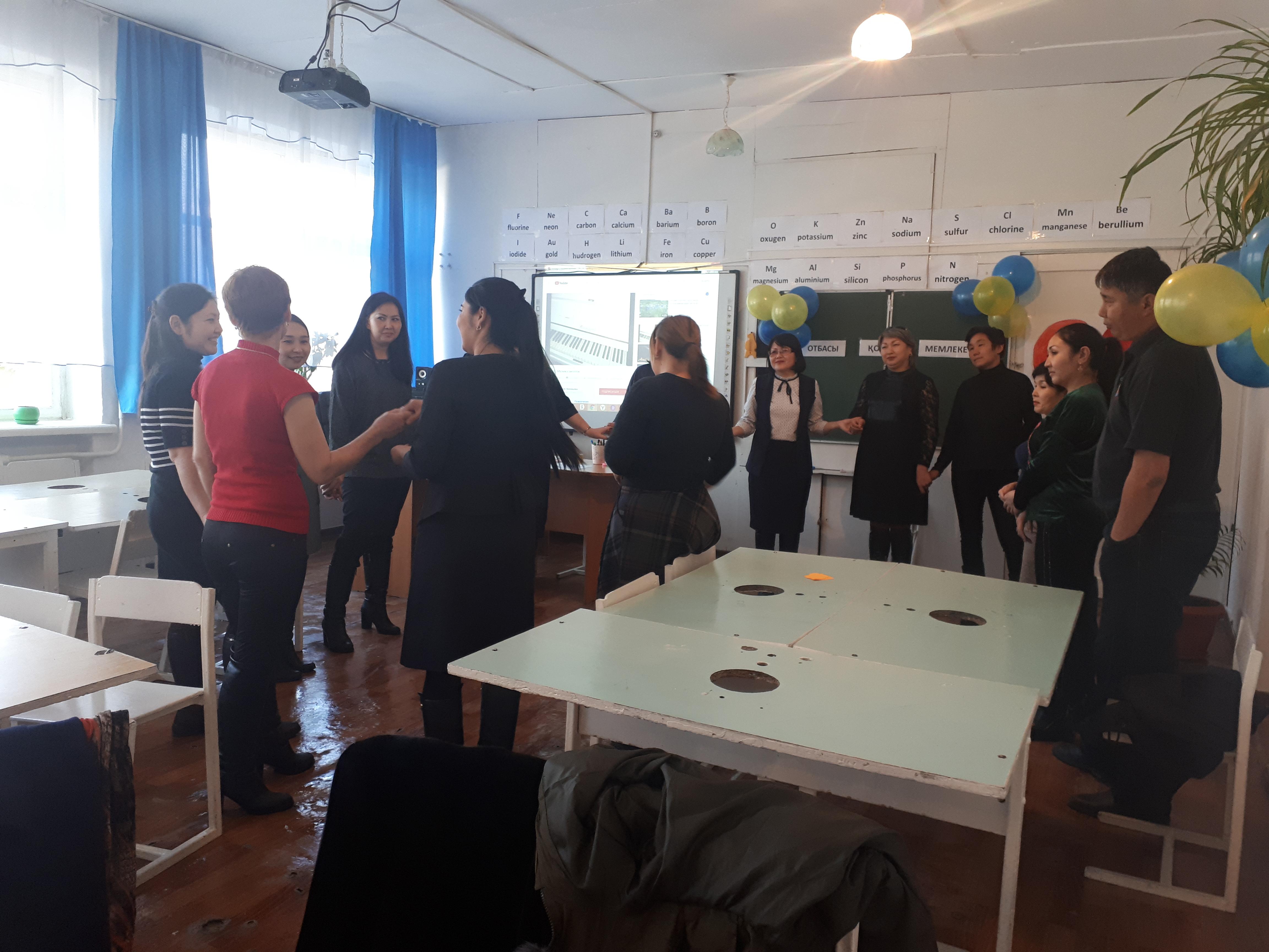 Ата-аналармен сауалнама