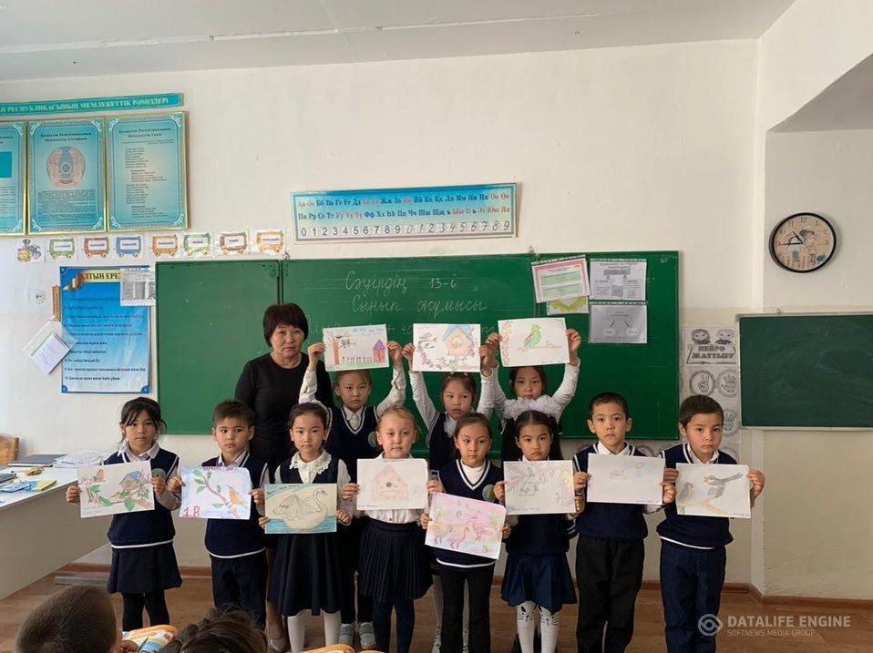 “Құстар - біздің  досымыз” тақырыбында сурет байқауы ұйымдастырылды.